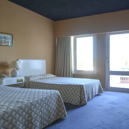 Garden Hotel 4*