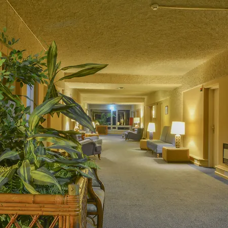 فندق Garden 4*