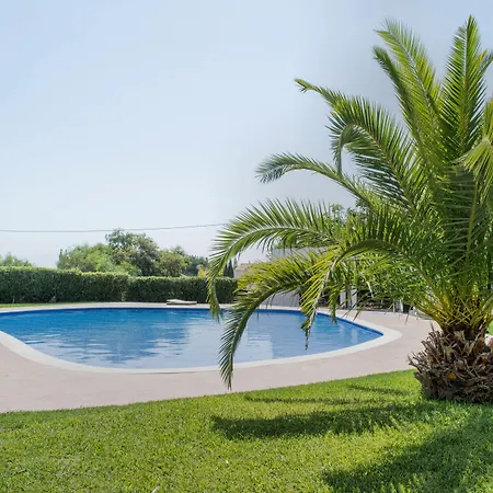 Garden 4* كارفويرو