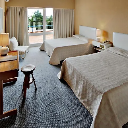 Garden Hotel 4*